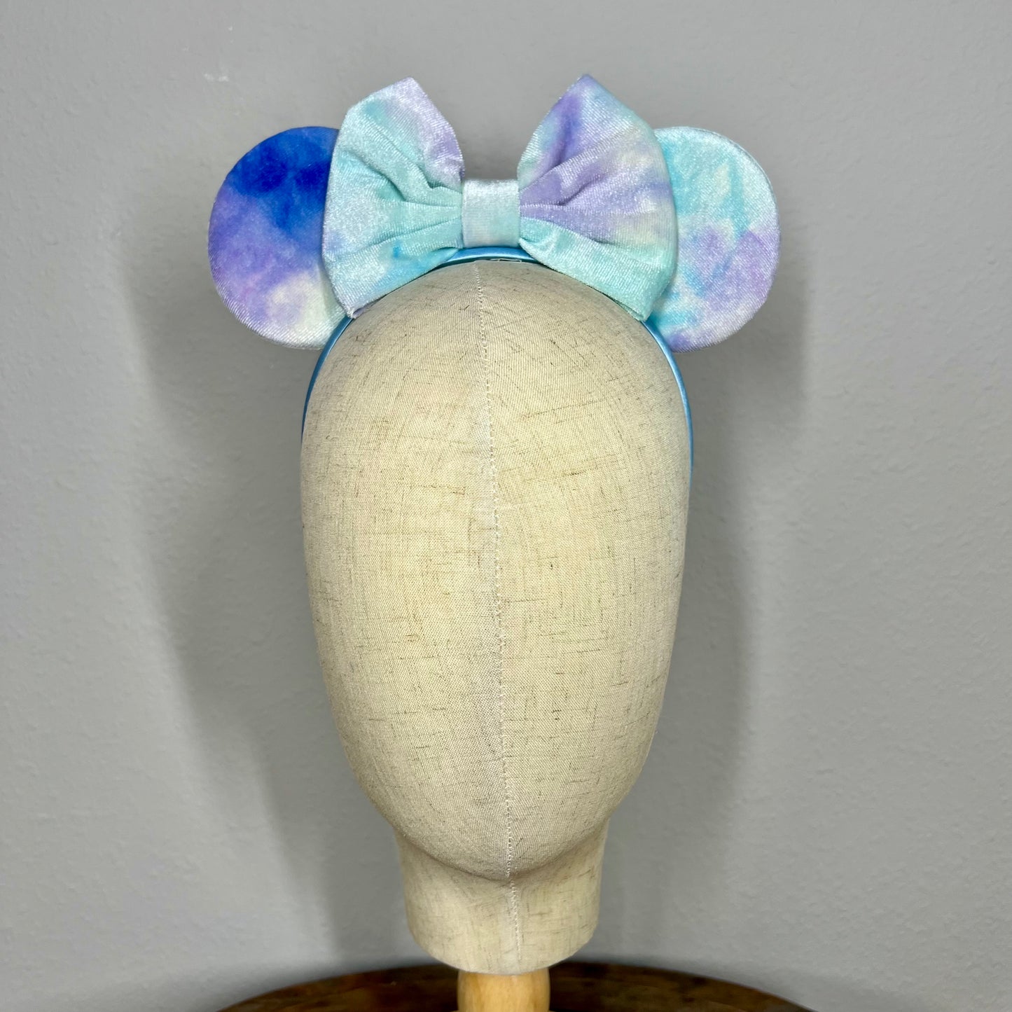 Classic - Velvet Vibes Blue Mouse Ears