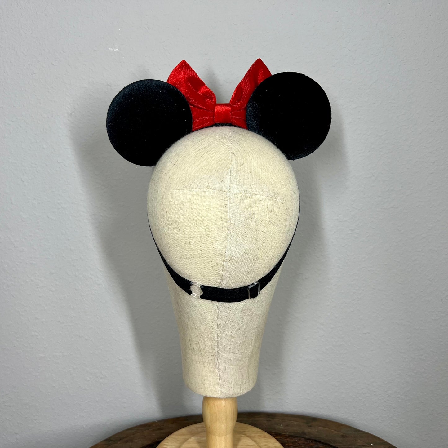 Classic - Black Velvet & Red Bow Elastic Mouse Ears