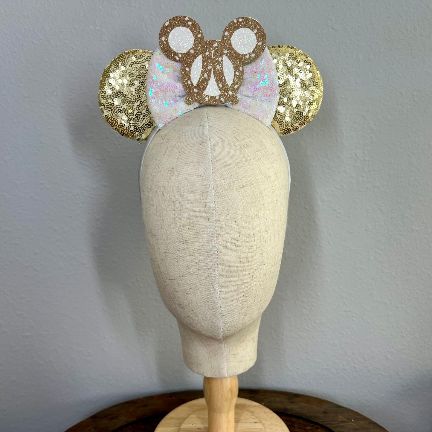 Parks - Pretzel Mouse Ears