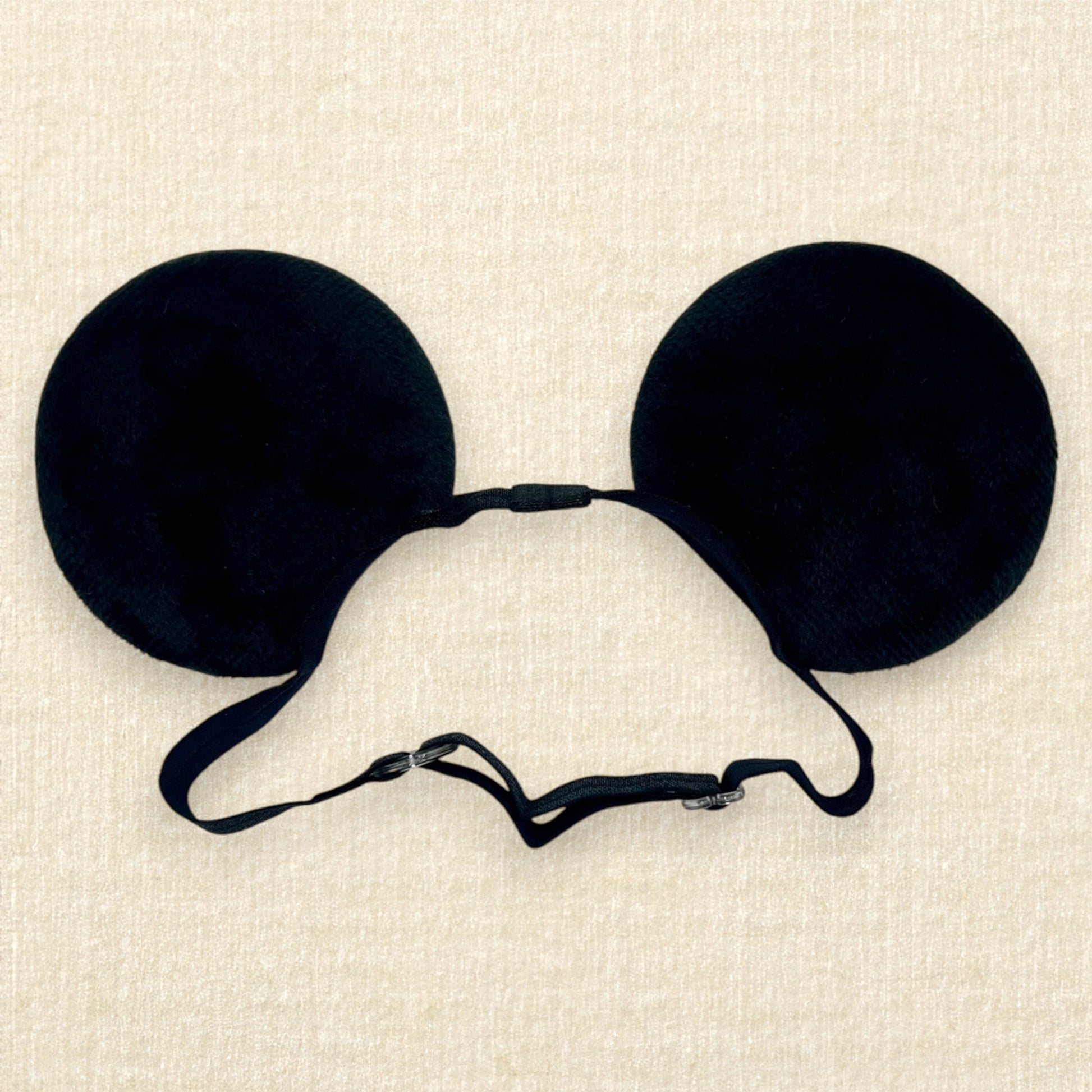 Black velvet bow-free mouse ears for boys and men on an elastic headband