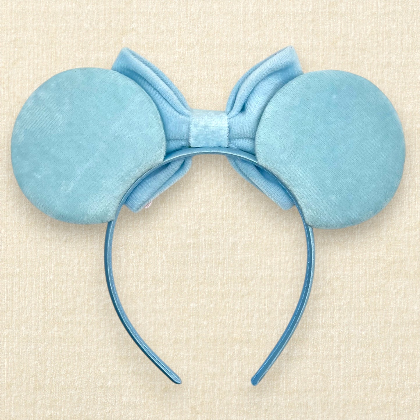 Blue velvet mouse ears and bow with pink fabric flowers (back view)