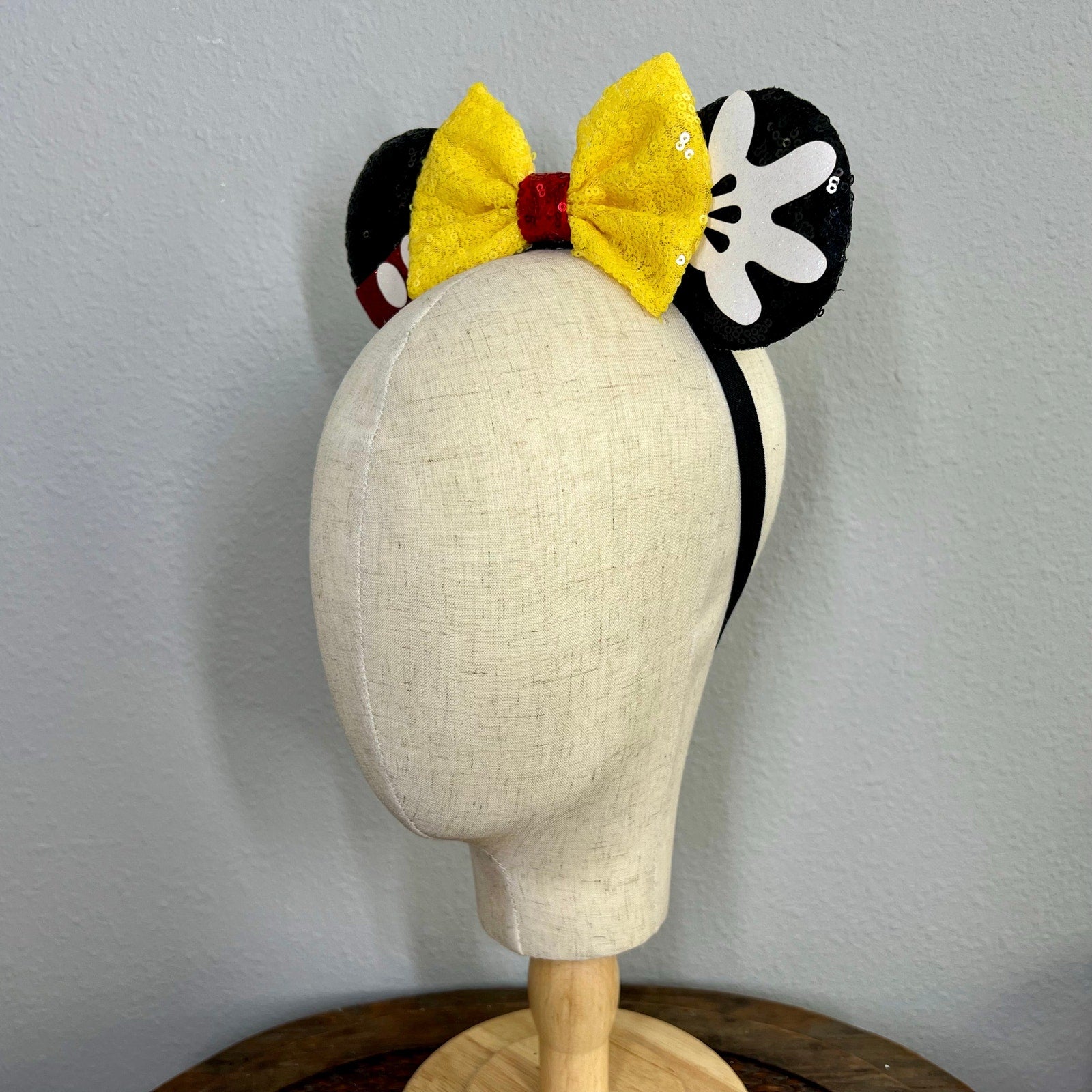 Mouse Magic Elastic Mouse Ears Headband - Side 1